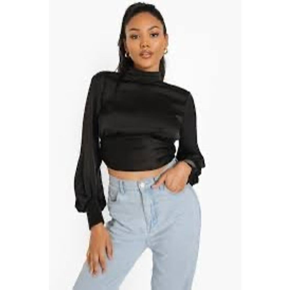 House of Harlow 1960 Satin halterneck black blouse Size Small✨